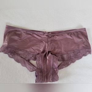 NWT Victoria's Secret Very Sexy Cheeky Panty w/Butt cutout - Med